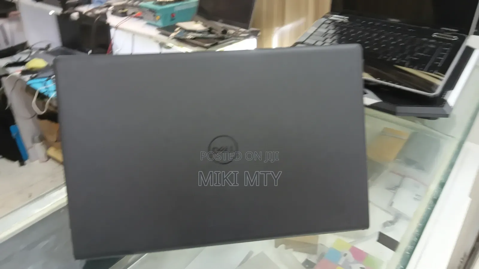 New Laptop Dell Vostro 1014 16GB Intel Core i7 SSD 512GB