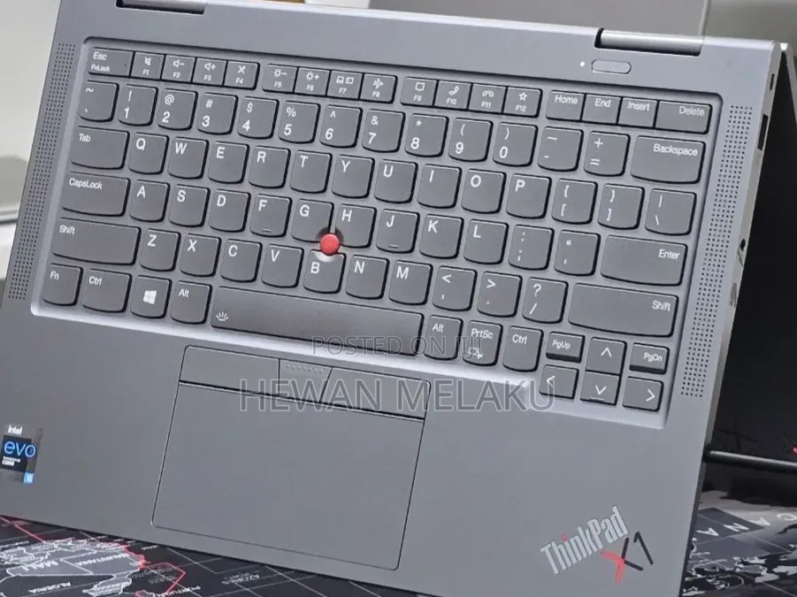 New Laptop Lenovo ThinkPad X1 Yoga 16GB Intel Core i5 SSD 512GB