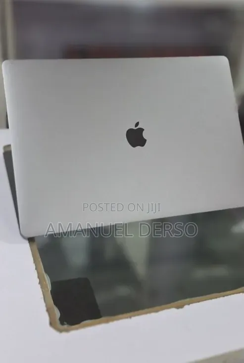 New Laptop Apple MacBook Pro 2021 M1 64GB Intel Core i9 SSD 512GB