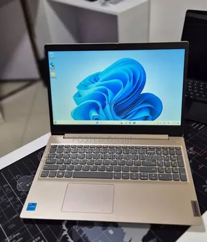 New Laptop Lenovo IdeaPad 110 8GB Intel Core i3 SSD 256GB