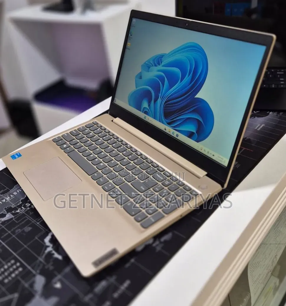 New Laptop Lenovo IdeaPad 110 8GB Intel Core i3 SSD 256GB