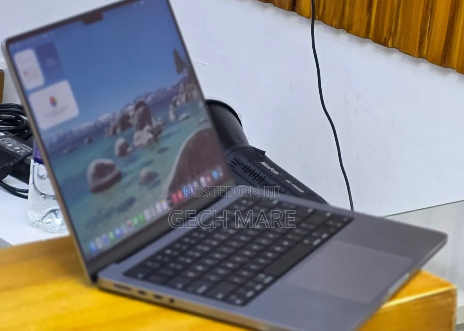 New Laptop Apple MacBook Pro 2021 M1 16GB Apple M1 Pro SSD 512GB