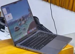 New Laptop Apple MacBook Pro 2021 M1 16GB Apple M1 Pro SSD 512GB