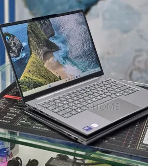 New Laptop Lenovo ThinkPad X1 Carbon 16GB Intel Core Ultra 7 SSD 512GB
