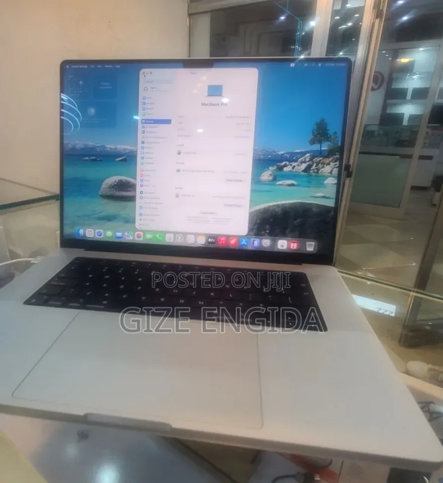 New Laptop Apple MacBook Pro 2021 M1 32GB Apple M1 Max SSD 1T