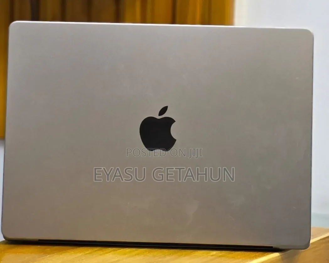 New Laptop Apple MacBook Pro 2021 M1 16GB Apple M1 Pro SSD 512GB