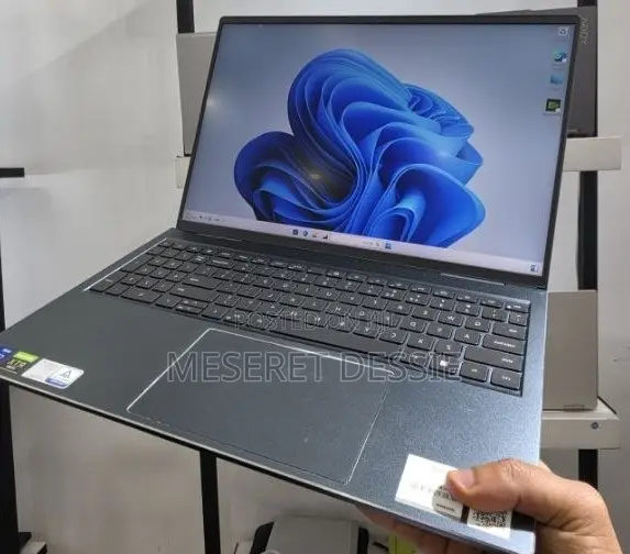 New Laptop Dell Inspiron 15 16GB Intel Core i7 SSD 512GB