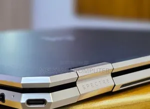 New Laptop HP Spectre X360 16GB Intel Core i7 SSD 512GB