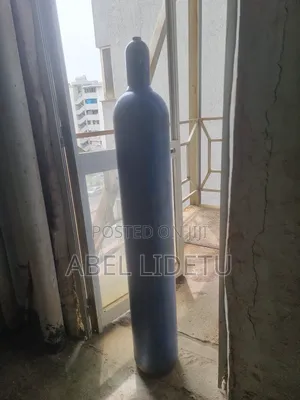 ሙሉ የኦክስጅን ሲሊንደር ስብስብ