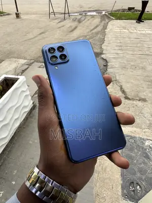 Samsung Galaxy M33 128 GB Blue