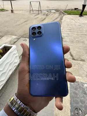 Samsung Galaxy M33 128 GB Blue
