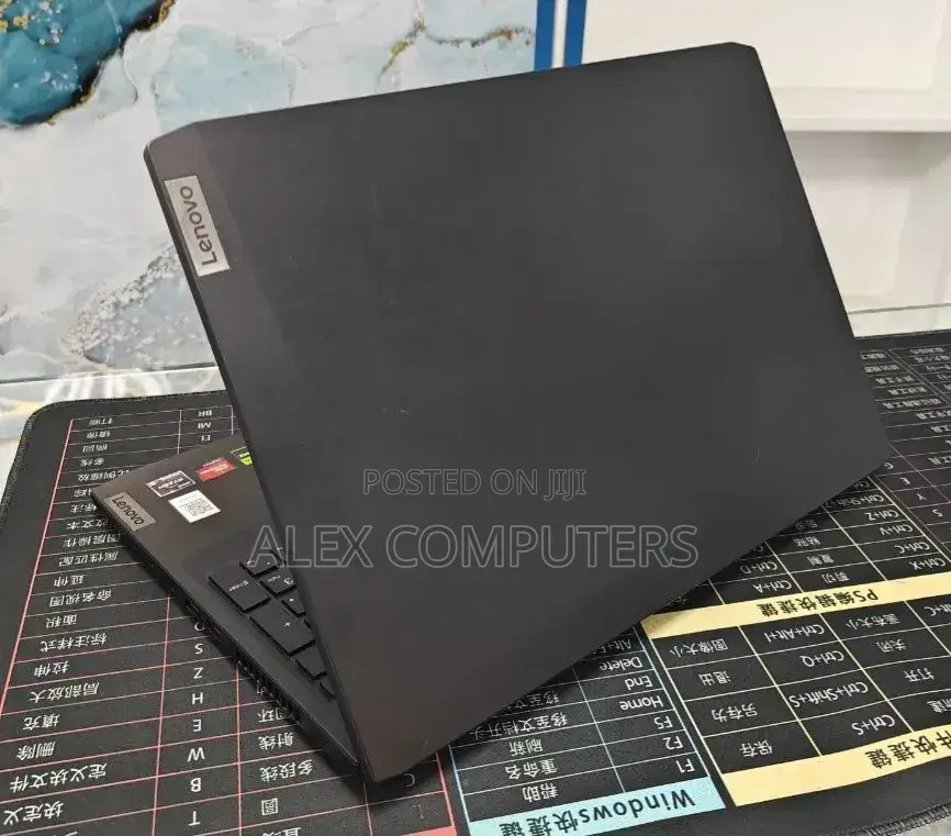 New Laptop Lenovo IdeaPad 1 8GB AMD Ryzen 5 SSD 512GB