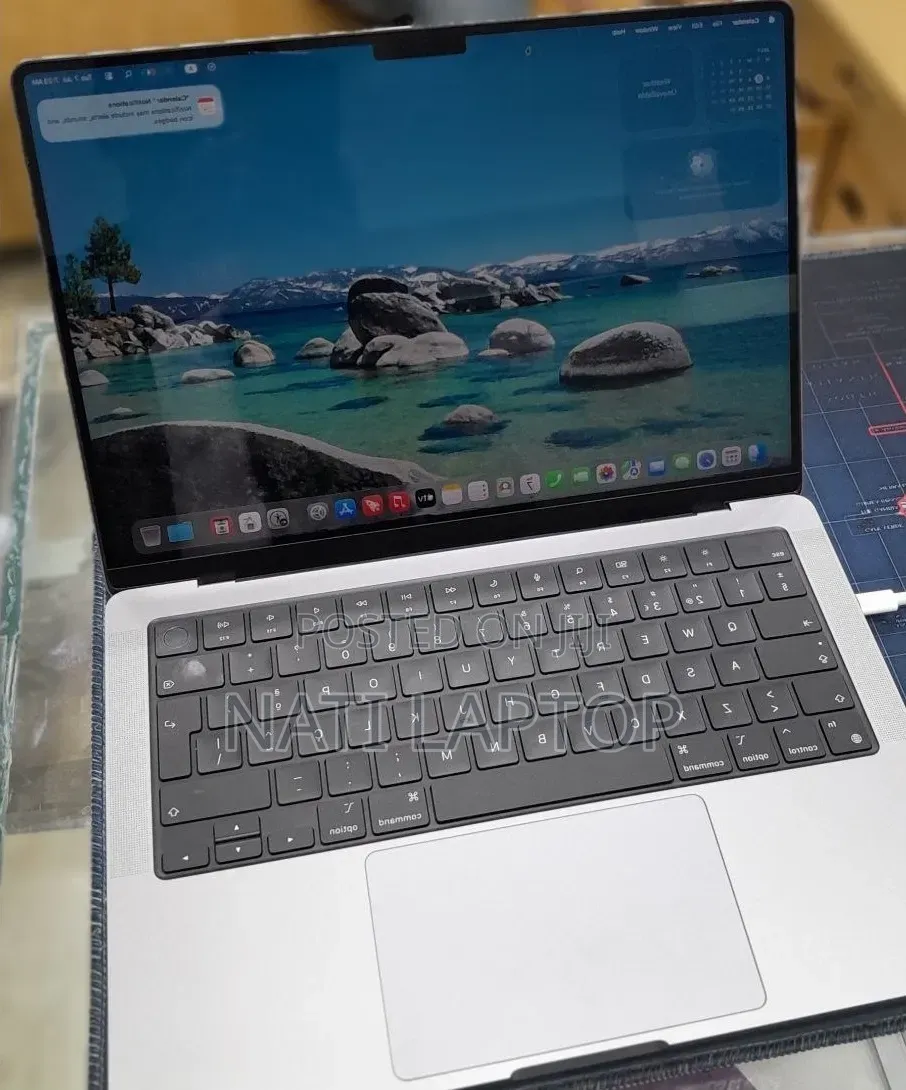 New Laptop Apple MacBook Pro 2021 M1 16GB Apple M1 Pro SSD 512GB