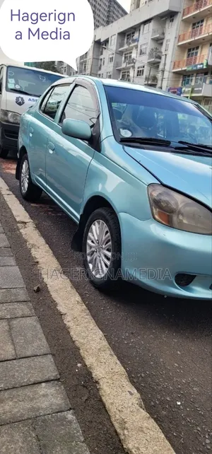 Toyota Platz 2005 Blue