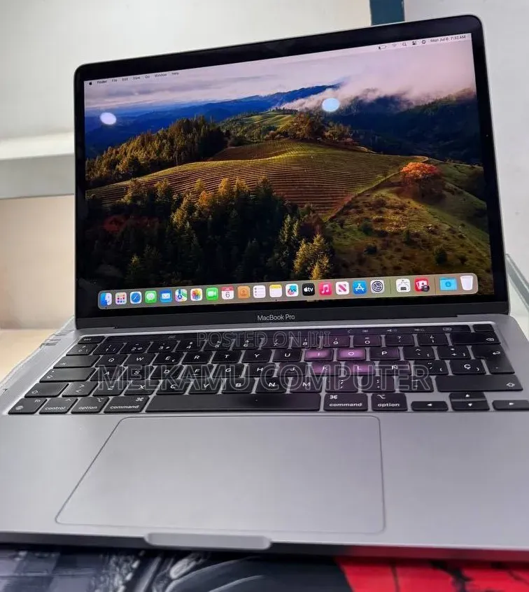 New Laptop Apple MacBook Pro 2021 M1 16GB Apple M1 SSD 512GB