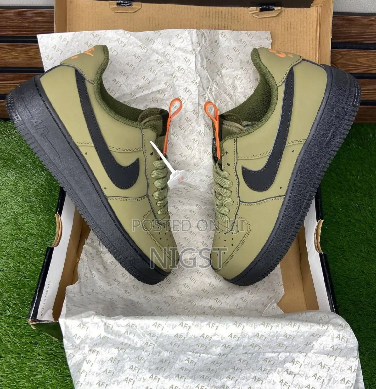 Men's Shoe