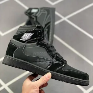 Men's Shoe