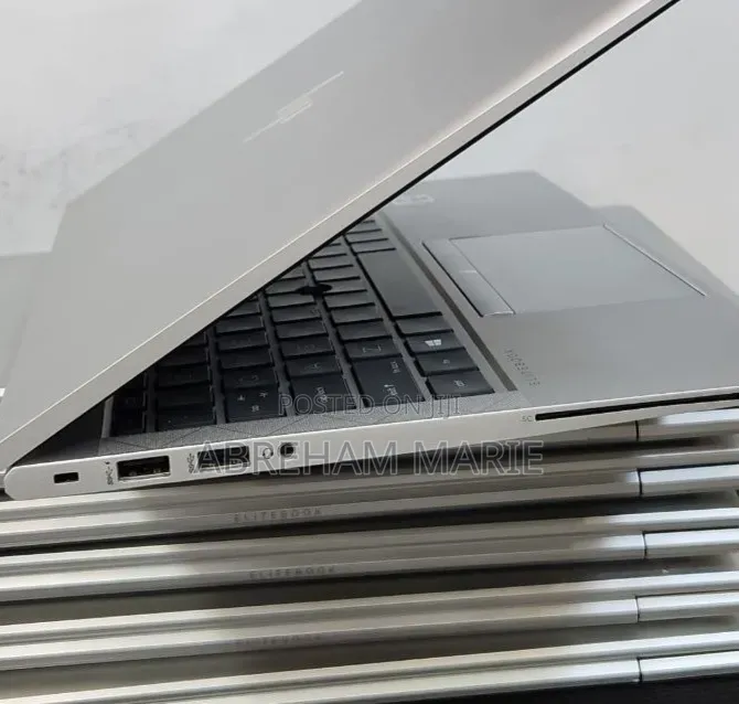 New Laptop HP EliteBook 840 8GB Intel Core i5 SSD 512GB