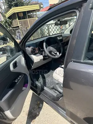 Hyundai I10 2022 Gray