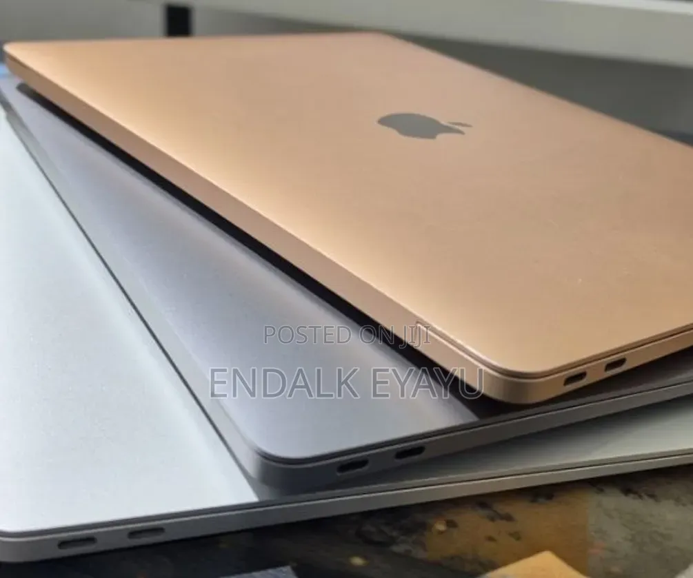 New Laptop Apple MacBook Air 8GB Apple M1 SSD 256GB