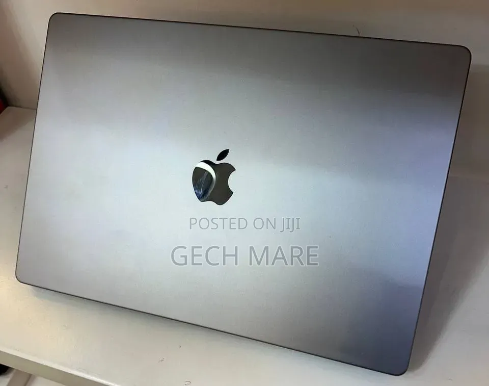 New Laptop Apple MacBook Pro 2021 M1 32GB Apple M1 Pro SSD 512GB