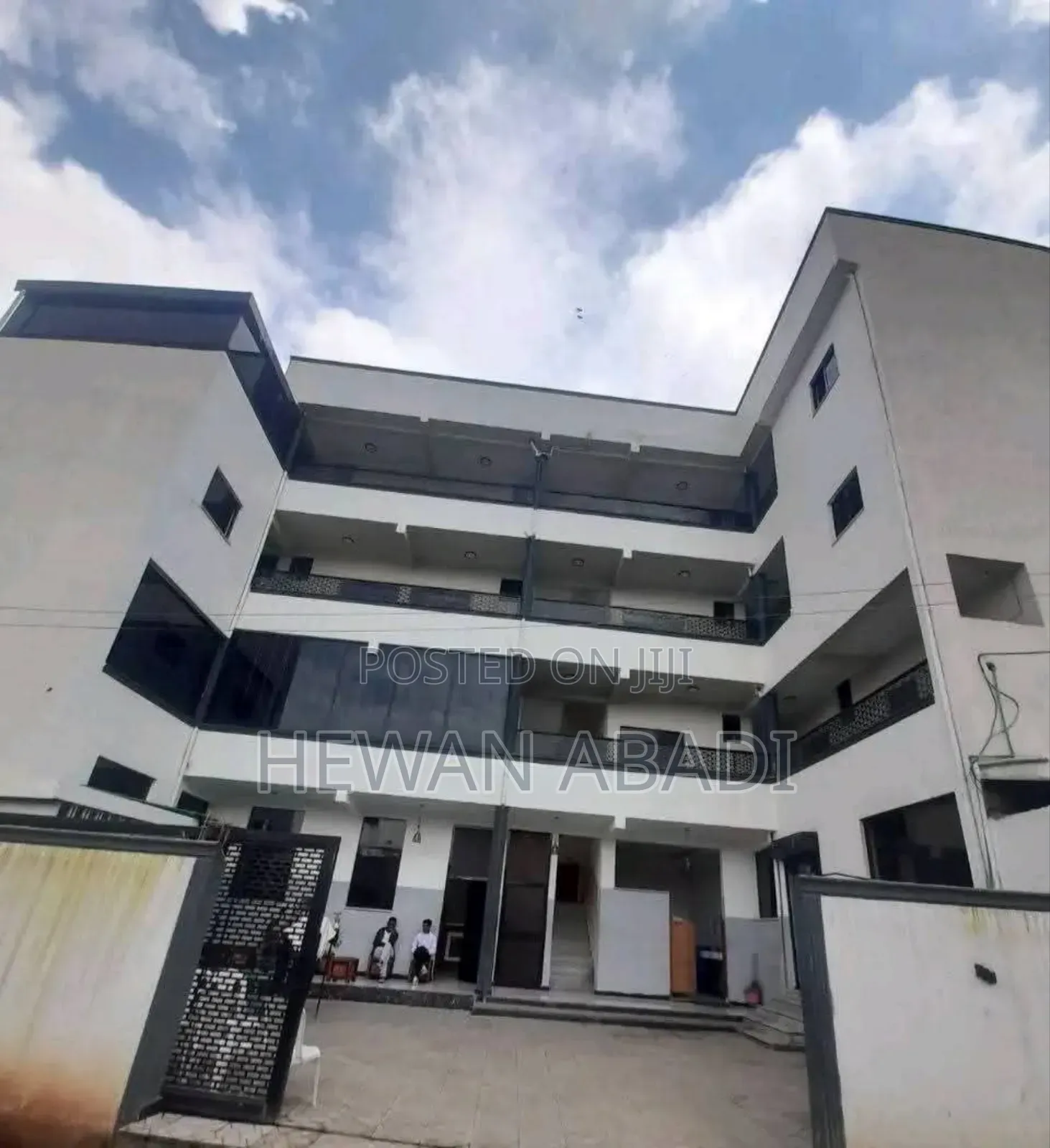 Furnished 9bdrm House in Cmc, Addis Ketema for sale