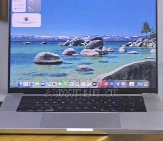New Laptop Apple MacBook Pro 2021 M1 32GB Apple M1 Pro SSD 512GB
