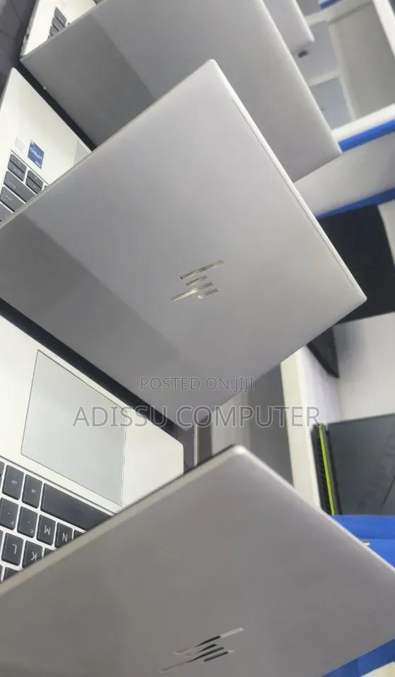 New Laptop HP EliteBook 840 10 16GB Intel Core i5 SSD 512GB