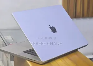 New Laptop Apple MacBook Pro 2021 M1 32GB Apple M1 Pro SSD 256GB