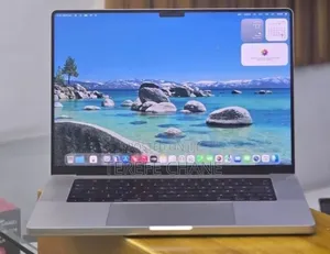 New Laptop Apple MacBook Pro 2021 M1 32GB Apple M1 Pro SSD 256GB