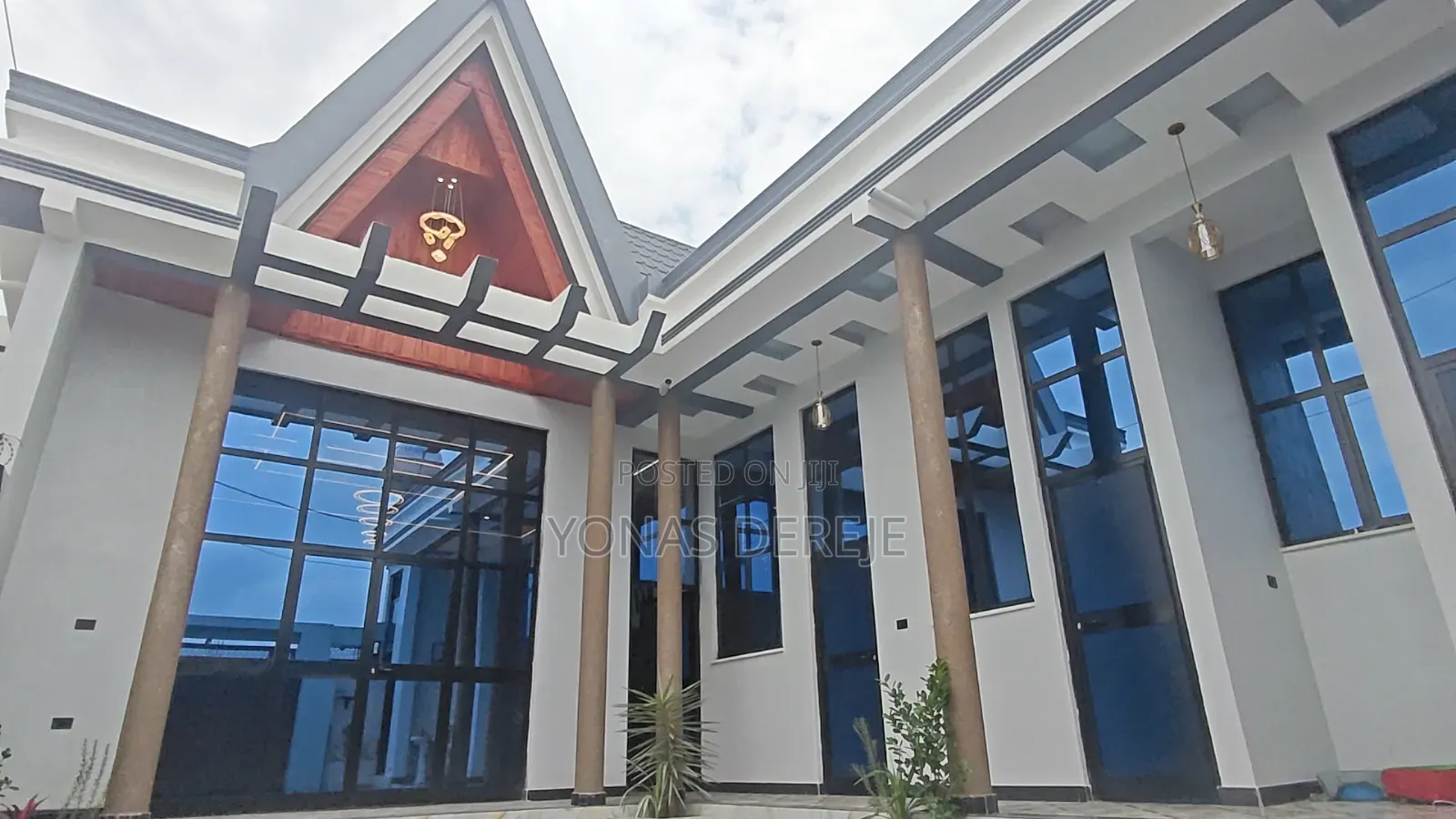 Furnished 8bdrm House in Dukem, East Shewa for sale