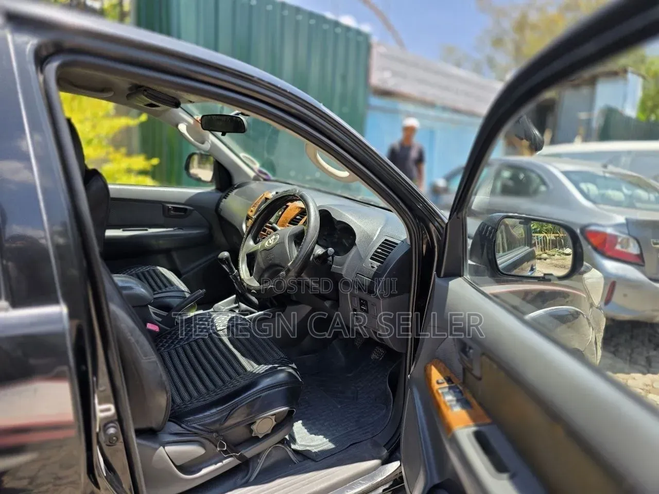 Toyota Hilux 2012 Black