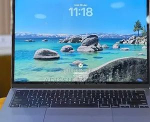 New Laptop Apple MacBook Air 2022 M2 8GB Apple M2 SSD 256GB