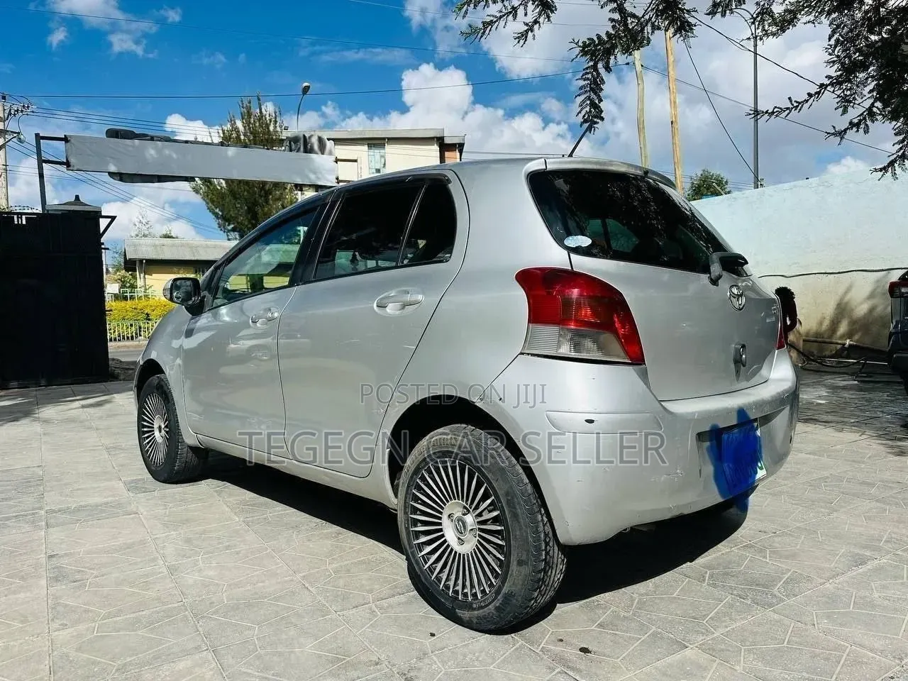 Toyota Yaris 2010 White