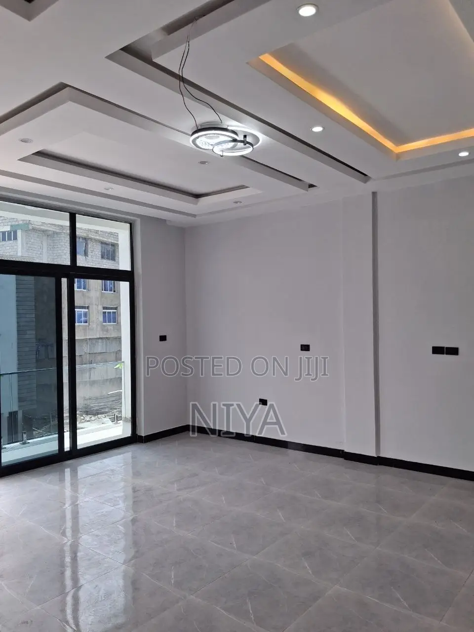 20bdrm House in Nifas Silk-Lafto for sale