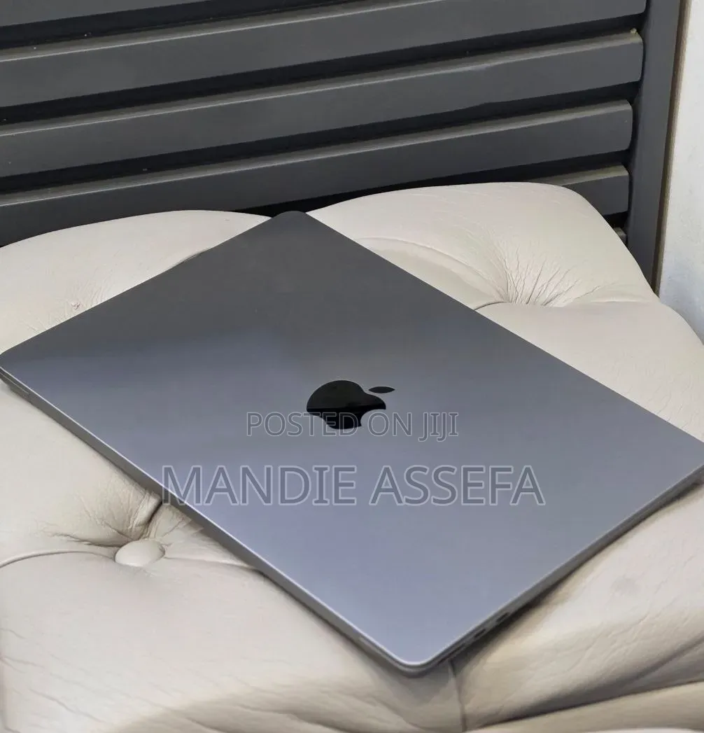New Laptop Apple MacBook Air 2022 M2 8GB Apple M2 SSD 256GB