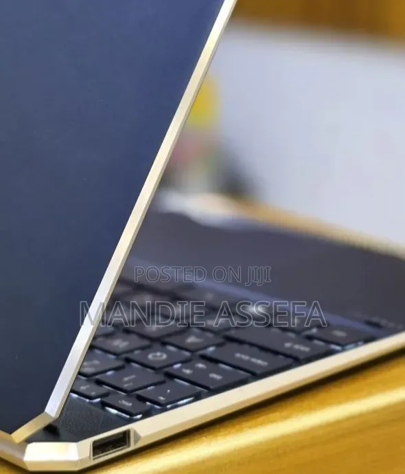 New Laptop HP Spectre 16GB Intel Core i7 SSD 512GB