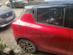Suzuki Swift 2021 Red