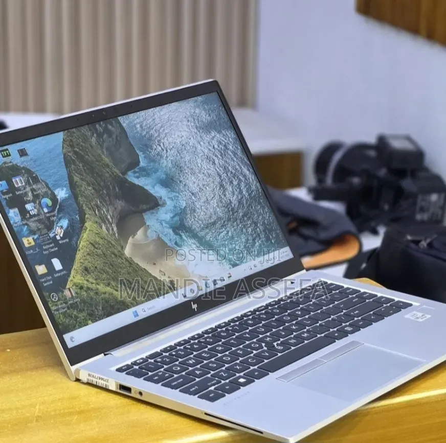 New Laptop HP EliteBook 840 G7 16GB Intel Core i5 SSD 512GB