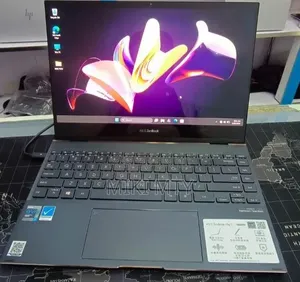 New Laptop Asus Zenbook 14 16GB Intel Core i7 SSD 512GB