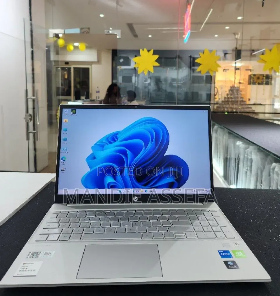 New Laptop HP Pavilion 15 16GB Intel Core i5 SSD 512GB
