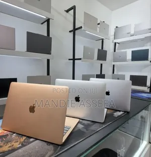 New Laptop Apple MacBook Air 2020 M1 8GB Apple M1 SSD 256GB