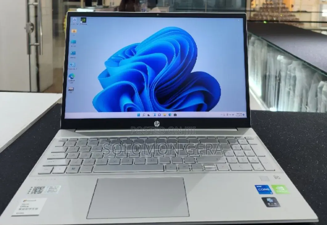 New Laptop HP Pavilion 15 16GB Intel Core i5 SSD 512GB