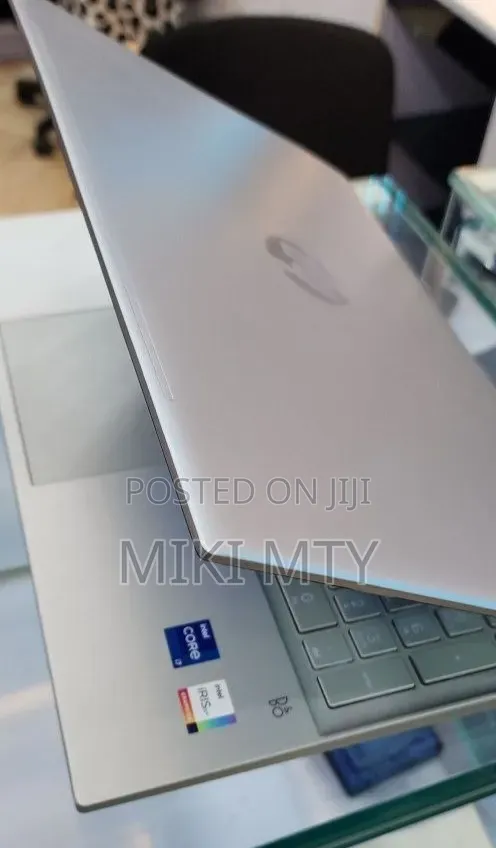 New Laptop HP Pavilion 14 16GB Intel Core i7 SSD 512GB