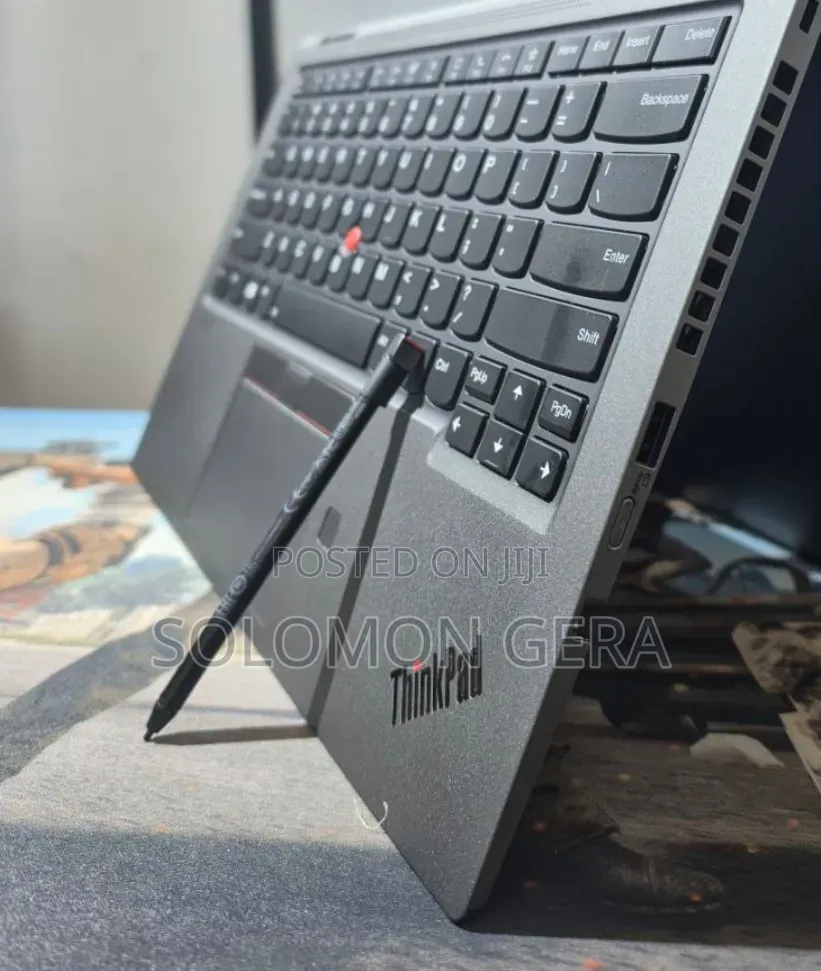 New Laptop Lenovo ThinkPad X1 Yoga 16GB Intel Core i7 SSD 512GB