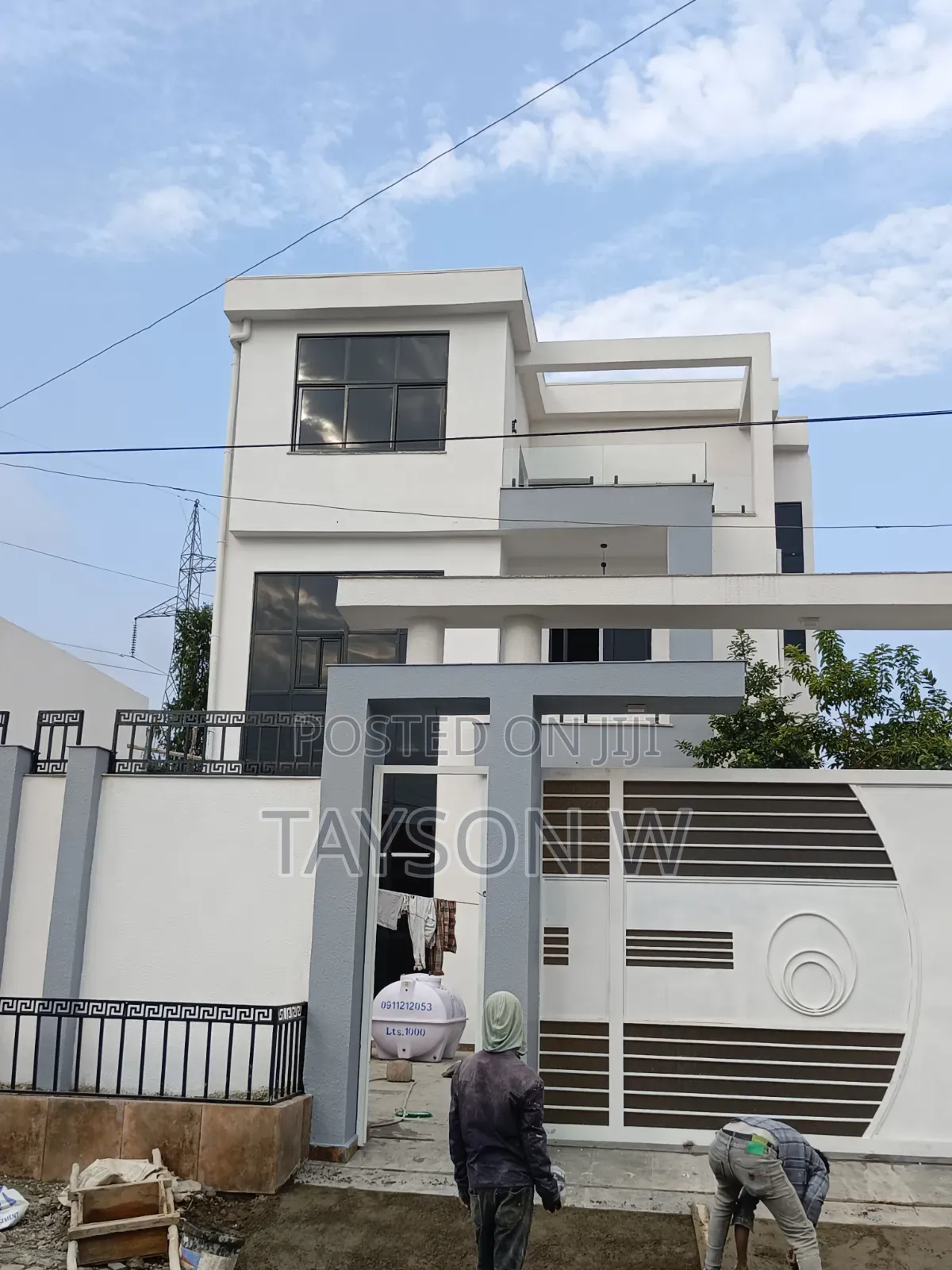 5bdrm House in Addis Ababa Wesen, Bole for sale