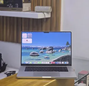 New Laptop Apple MacBook Pro 2021 M1 32GB Apple M1 Pro SSD 512GB