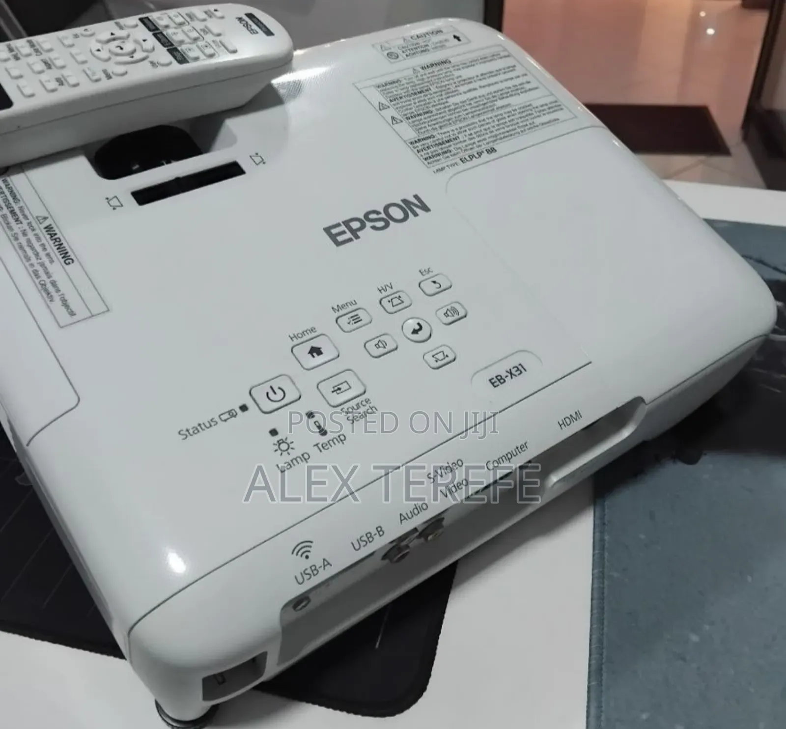EPSON Projector
Model Name: EB-x31
Hardware