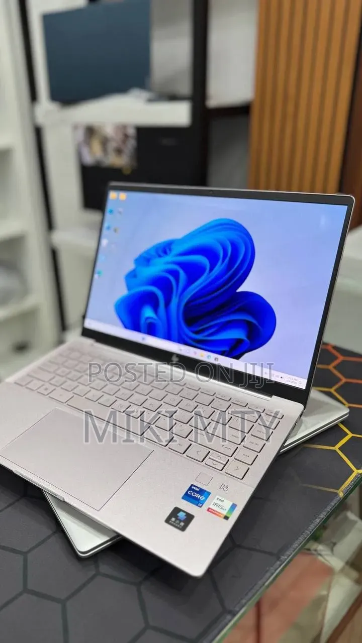 New Laptop HP Pavilion 14 16GB Intel Core i7 SSD 1T
