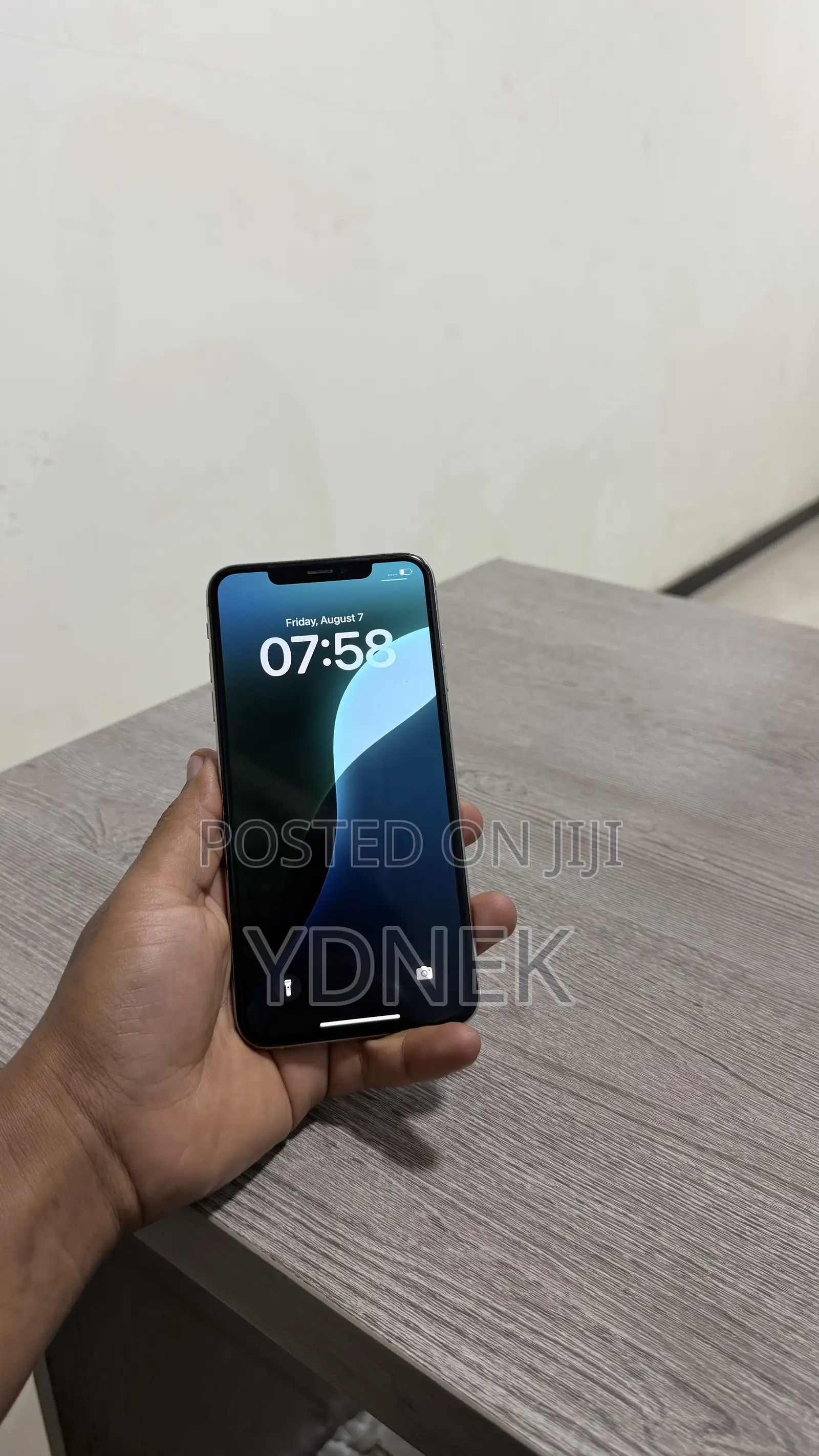 Apple iPhone XS Max 64 GB White